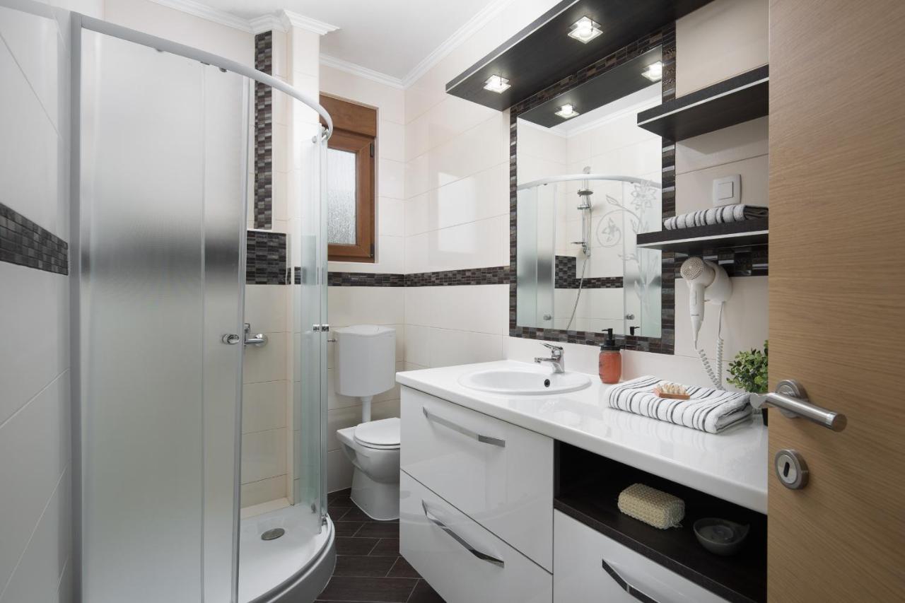 Villa Malibu One Вир Екстер'єр фото