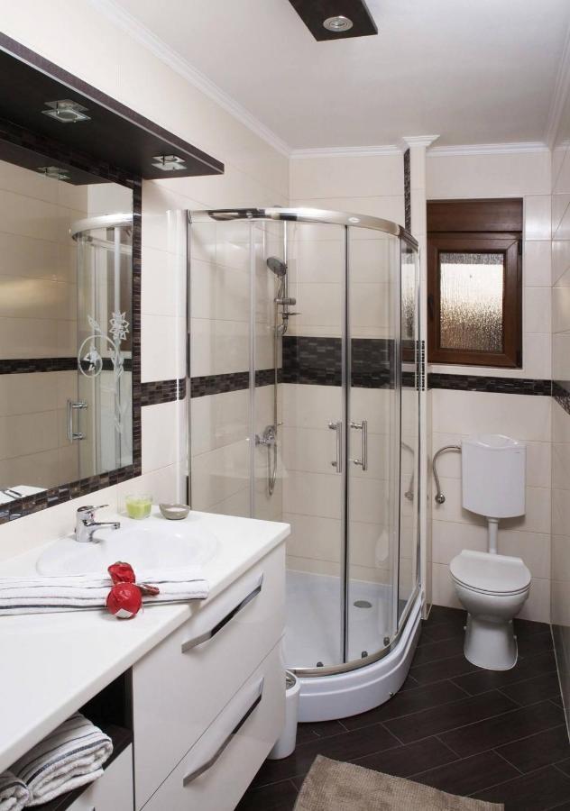 Villa Malibu One Вир Екстер'єр фото