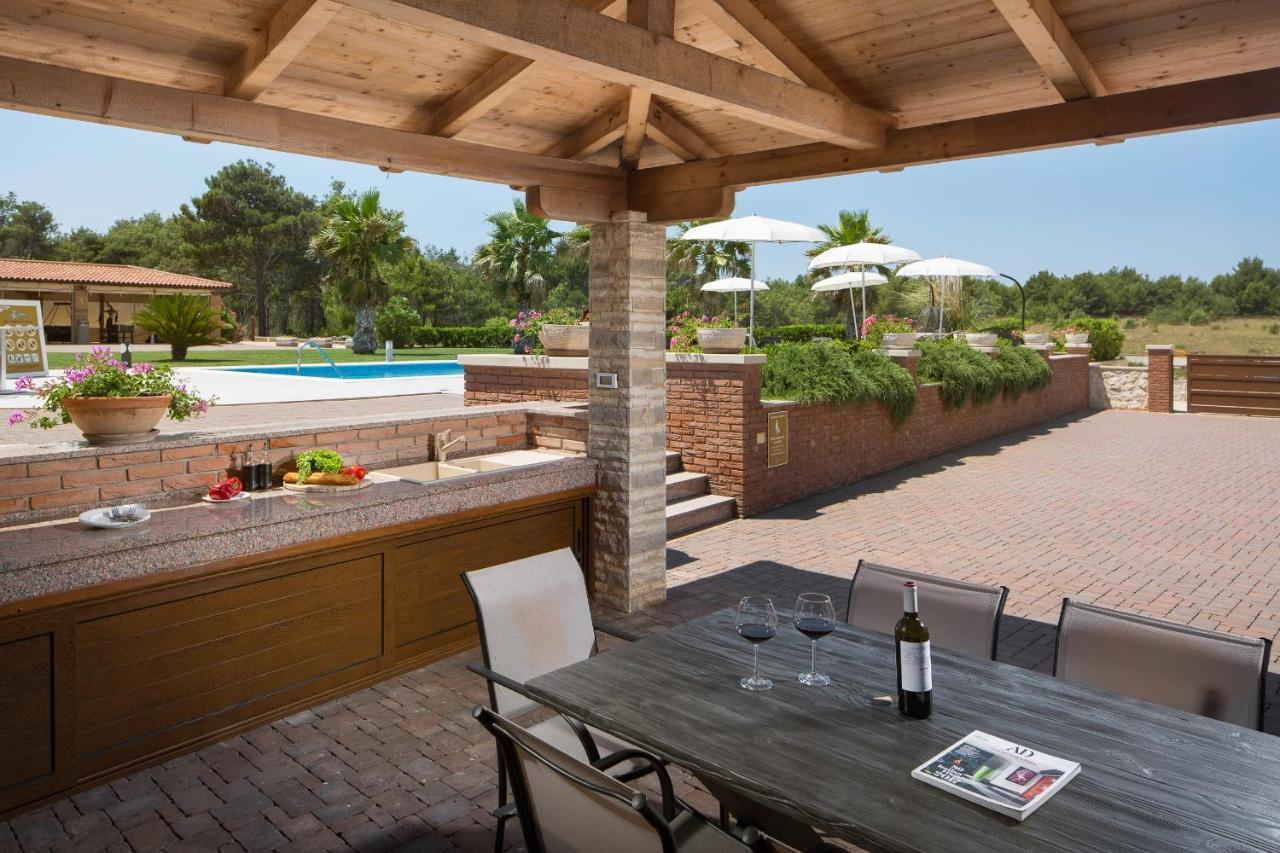 Villa Malibu One Вир Екстер'єр фото