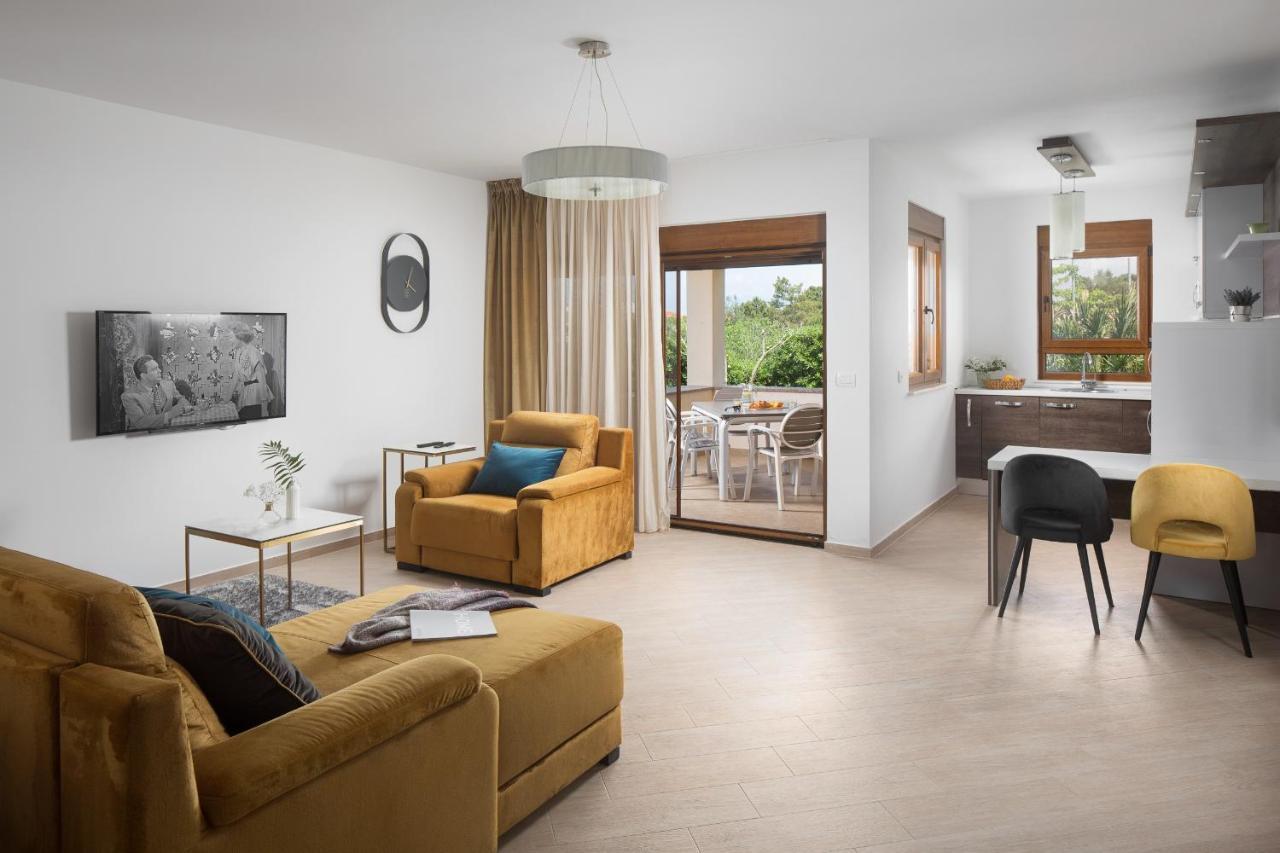 Villa Malibu One Вир Екстер'єр фото