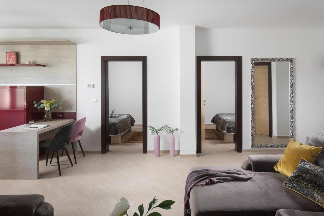 Villa Malibu One Вир Екстер'єр фото